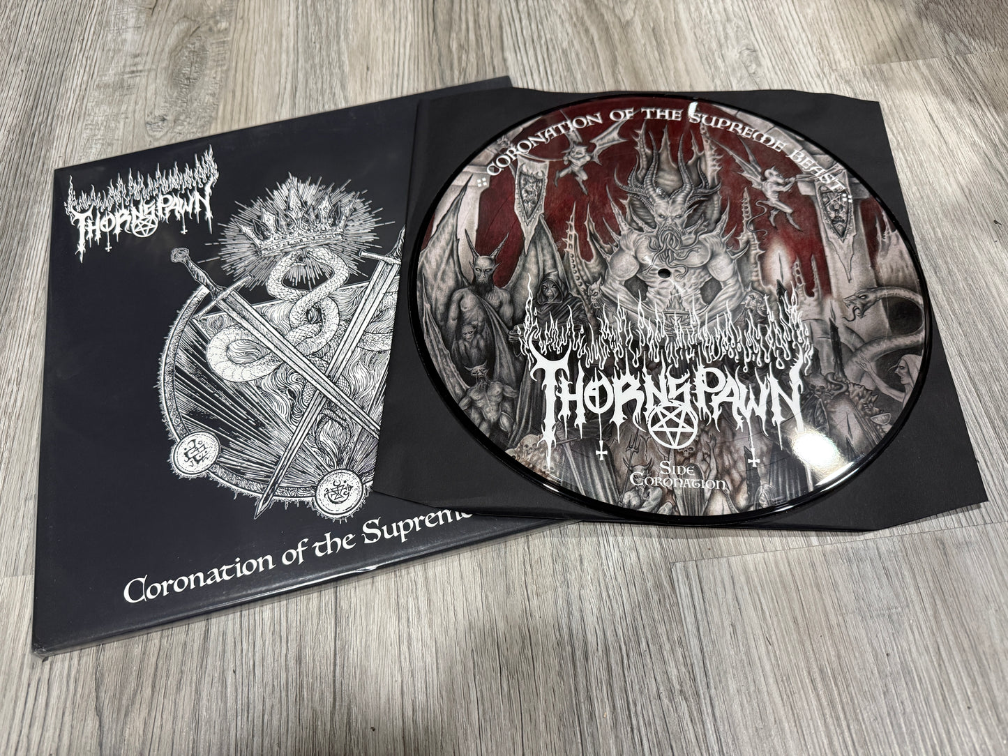 THORNSPAWN - Coronation Of The Supreme Beast (12" Gatefold LP w/ 24-page Booklet)